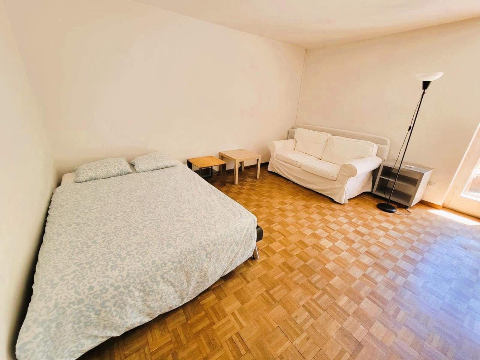 Center With Balcony & Garden View Rigi - Self Checkin Apartamento *